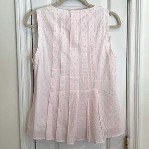 Vineyard Vines pleated top